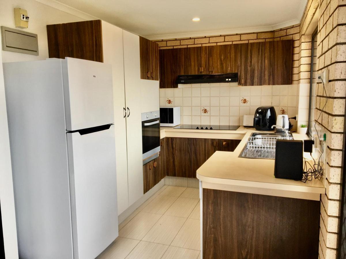 Seascapeatalexbeach Budget Accomodation Alexandra Headland Εξωτερικό φωτογραφία